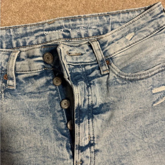 Old Navy Mom Jeans Raw Hem - Picture 3 of 3